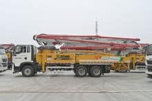 XCMG official 50m China new concrete pump truck HB50V with Sinotruk chassis price